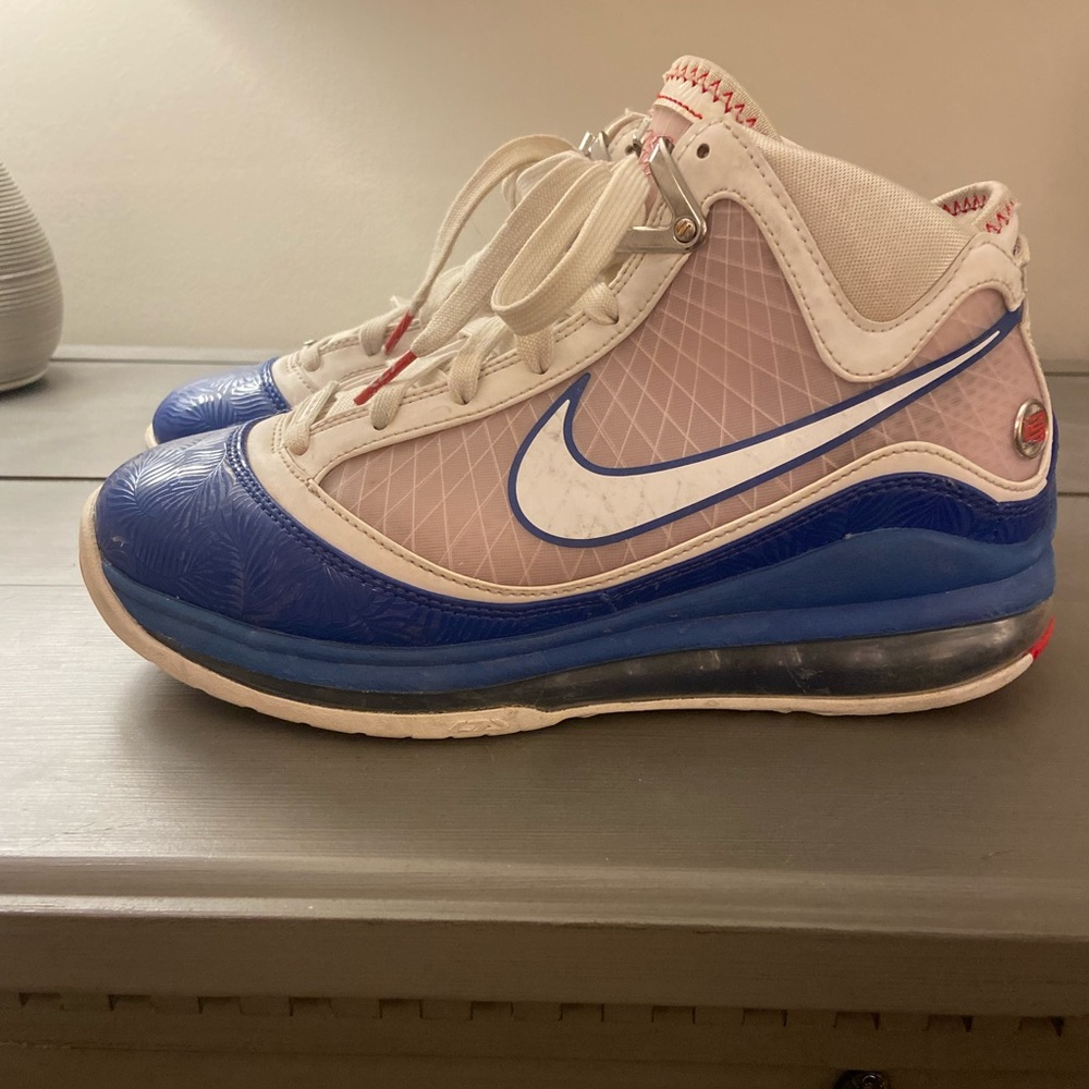 Nike Lebron 7 Los Angeles Dodgers men’s sneakers, size 6
